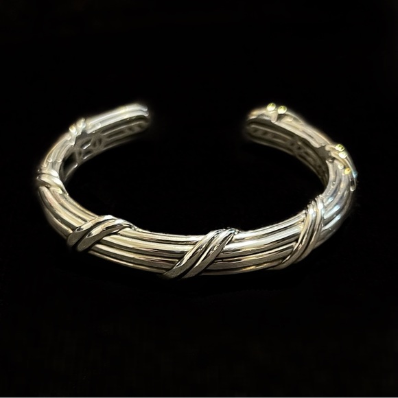 Peter Thomas Roth Designs Signature Classic Oval Cuff in Sterling Silver
